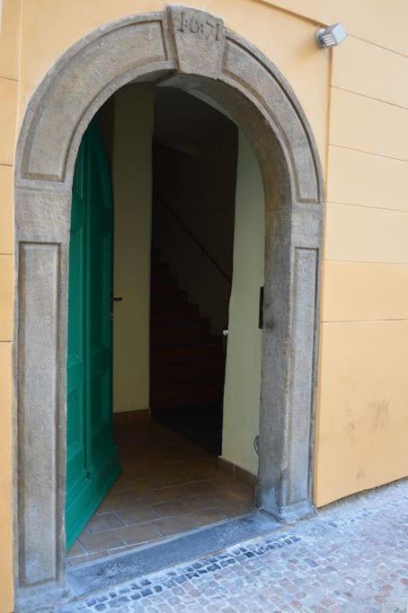 プラハOld Town Herberghaus, 250M To Charles Bridgeアパートメント エクステリア 写真